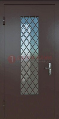 Темная металлическая дверь с решеткой и стеклом ДС-7 в Электроуглях