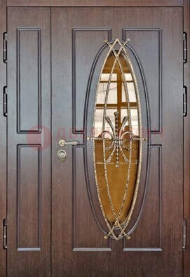 Полуторная металлическая дверь со стеклом и ковкой ДСК-108 в Электроуглях